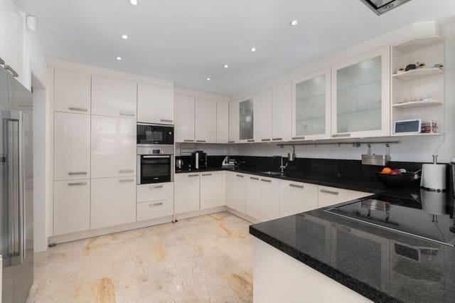 5 soverom Villa til salgs i Riviera del Sol, Mijas med svømmebasseng garasje - € 1 650 000 (Ref: 9867112)
