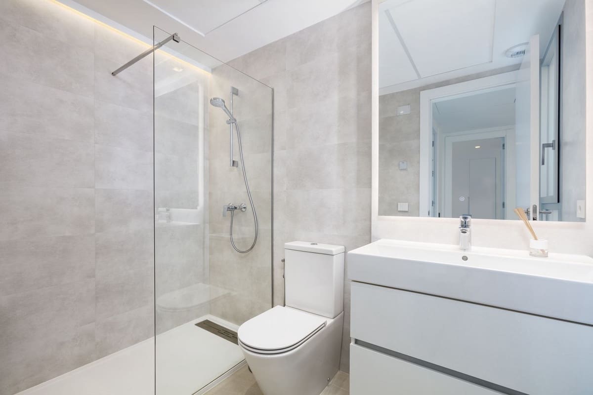 4 slaapkamer Huis te koop in Estepona met zwembad - € 1.395.000 (Ref: 9867113)