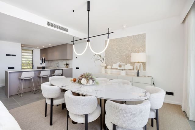 4 slaapkamer Huis te koop in Centro, Estepona met zwembad - € 1.395.000 (Ref: 9867113)