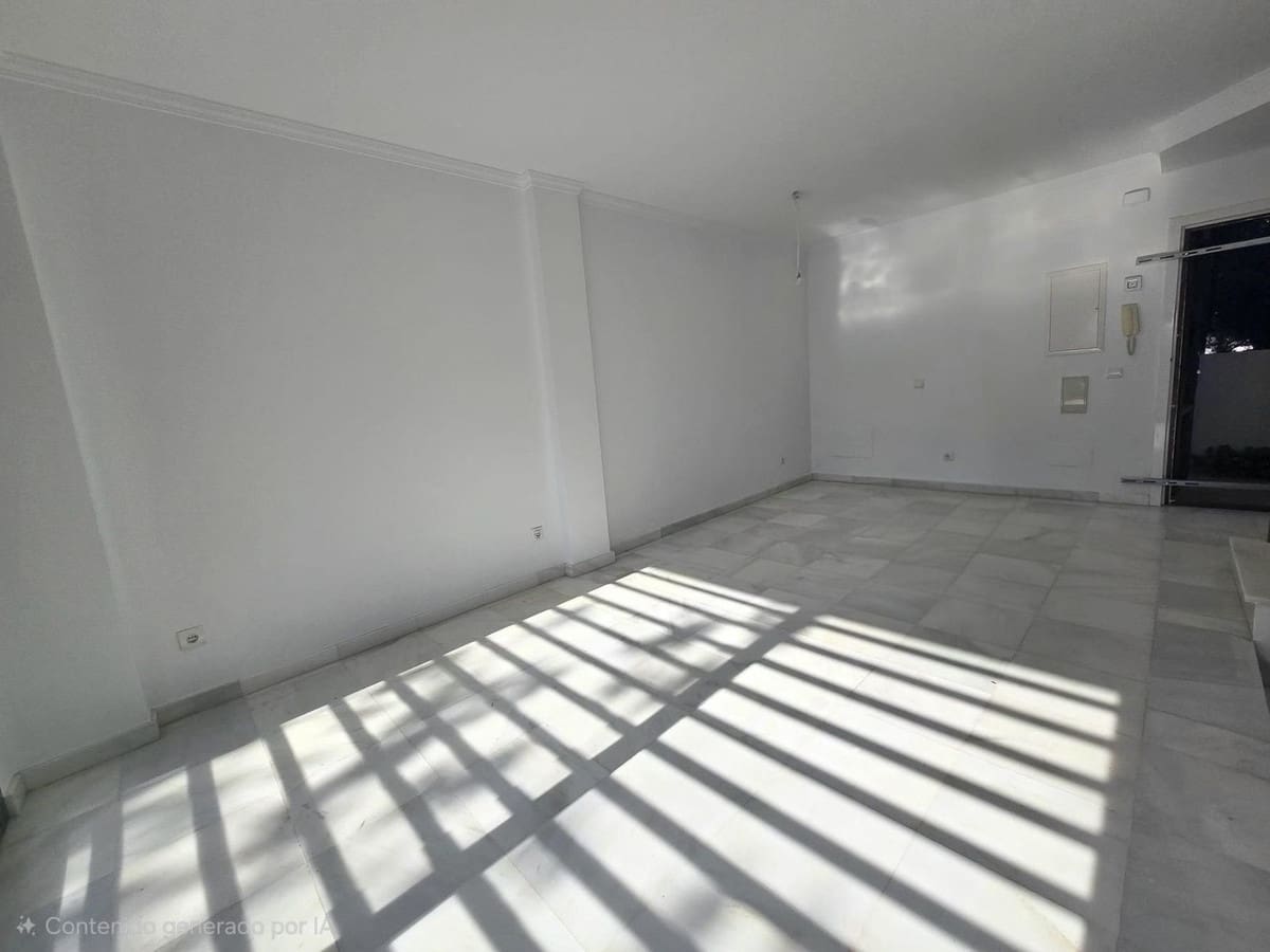 4 sypialnia Dom blizniak na sprzedaż w Benalmadena Costa z garażem - 440 000 € (Ref: 9870252)