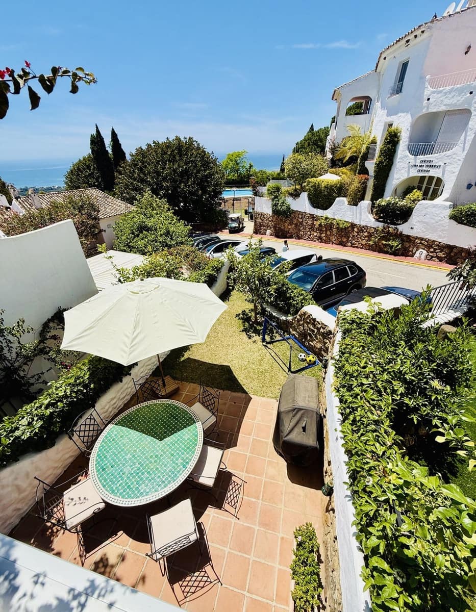 4 bedroom Semi-detached Villa for sale in Los Monteros with pool - € 720,000 (Ref: 9873204)