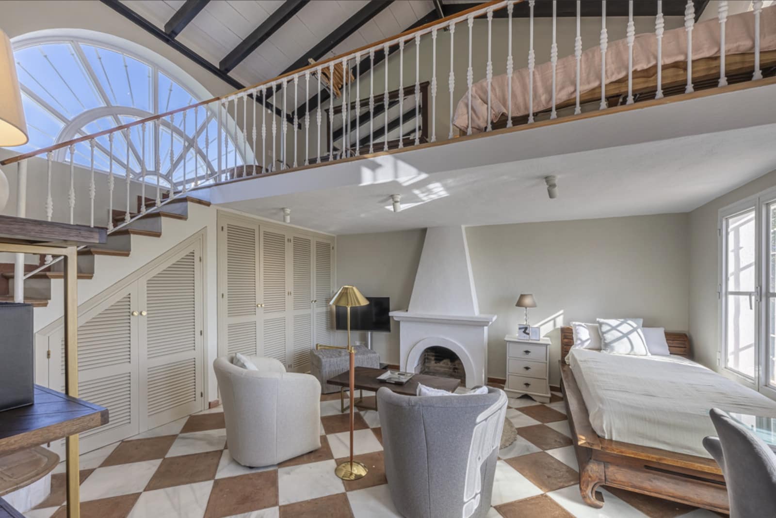 3 soverom Villa til salgs i San Pedro de Alcantara med svømmebasseng - € 1 650 000 (Ref: 9876007)