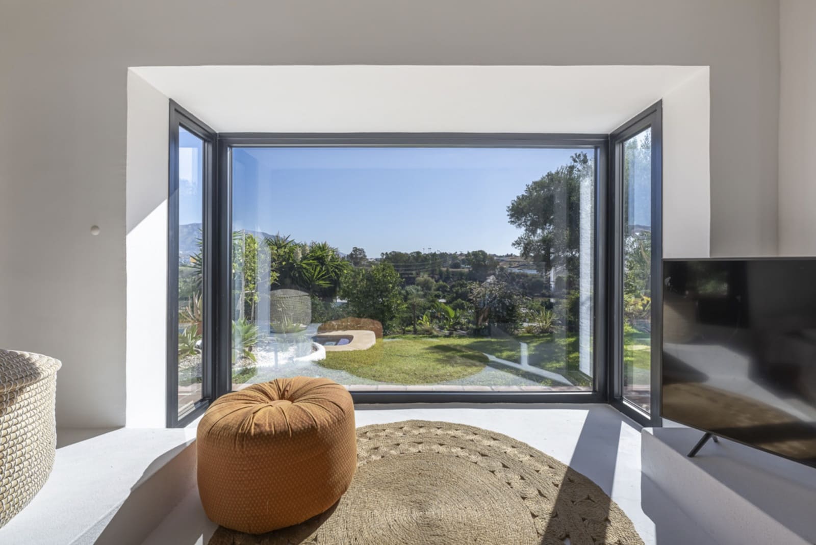 3 soverom Villa til salgs i San Pedro de Alcantara med svømmebasseng - € 1 650 000 (Ref: 9876007)
