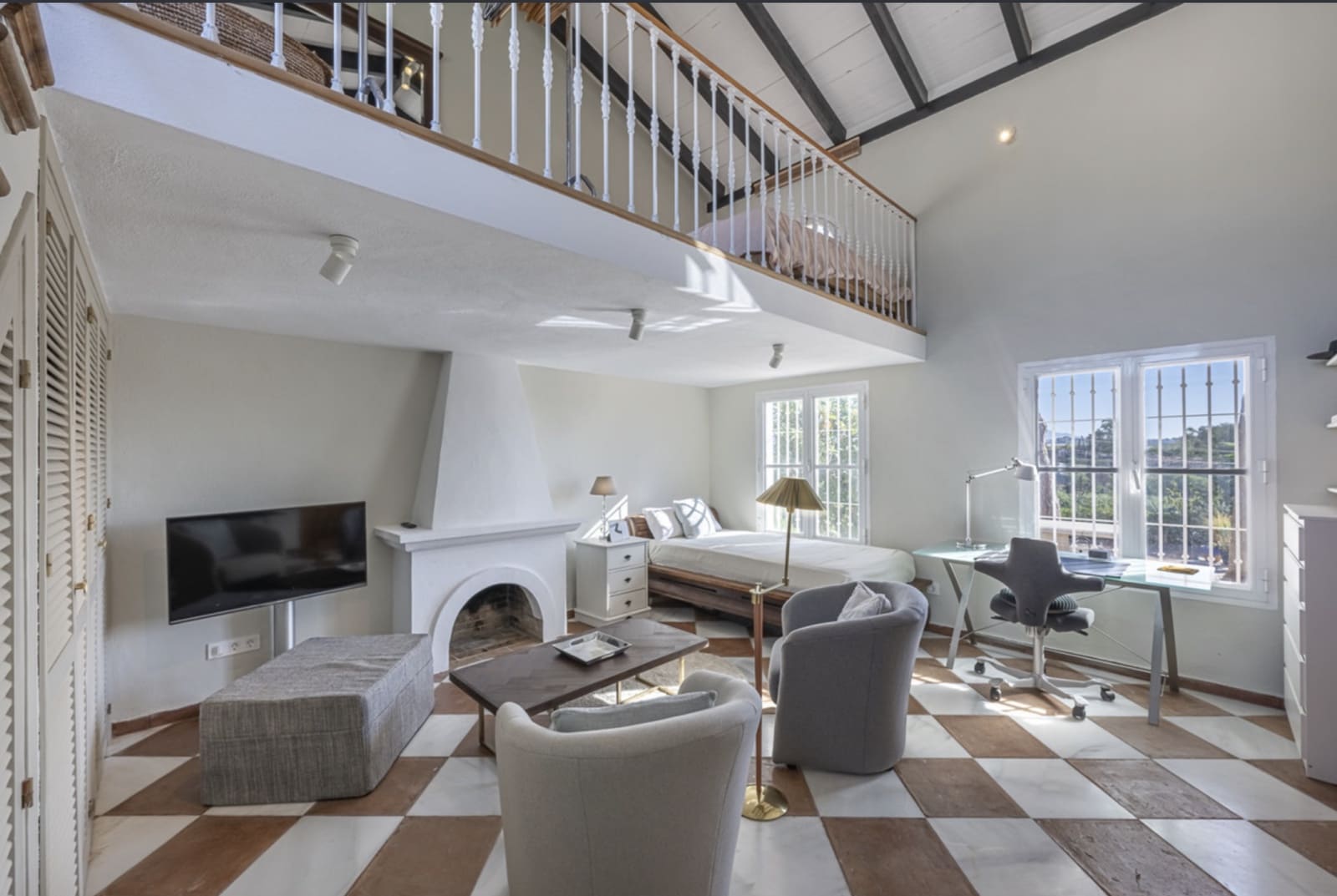3 soverom Villa til salgs i San Pedro de Alcantara med svømmebasseng - € 1 650 000 (Ref: 9876007)