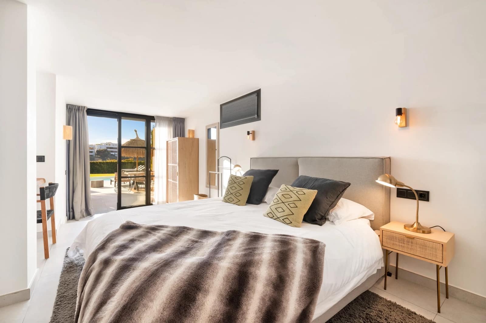6 soverom Villa til salgs i Benahavis med svømmebasseng - € 2 995 000 (Ref: 9876014)