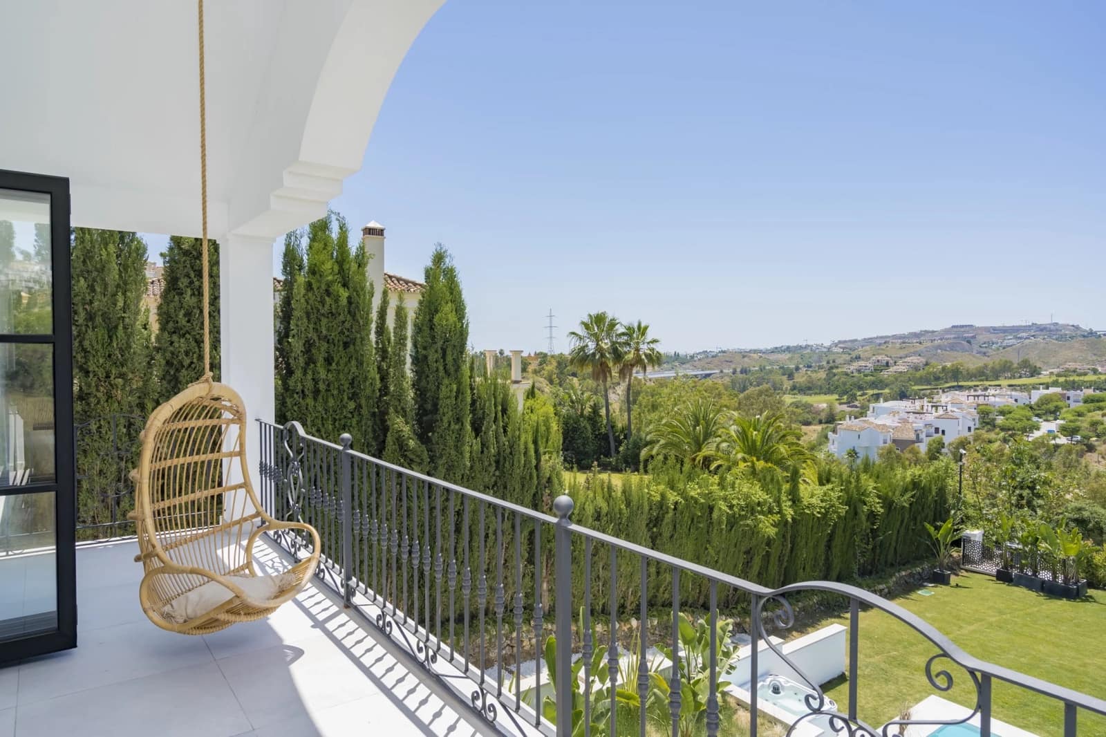 6 soverom Villa til salgs i Benahavis med svømmebasseng - € 2 995 000 (Ref: 9876014)