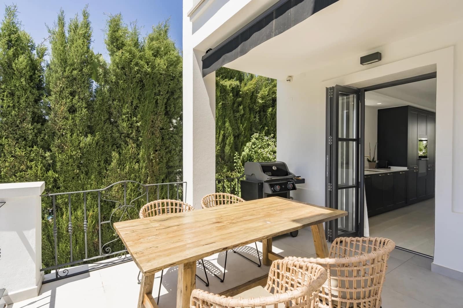 6 soverom Villa til salgs i Benahavis med svømmebasseng - € 2 995 000 (Ref: 9876014)