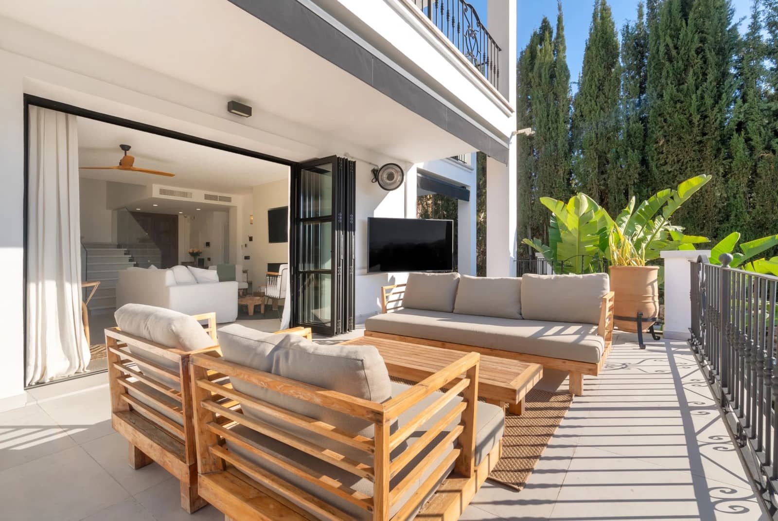 6 soverom Villa til salgs i Benahavis med svømmebasseng - € 2 995 000 (Ref: 9876014)