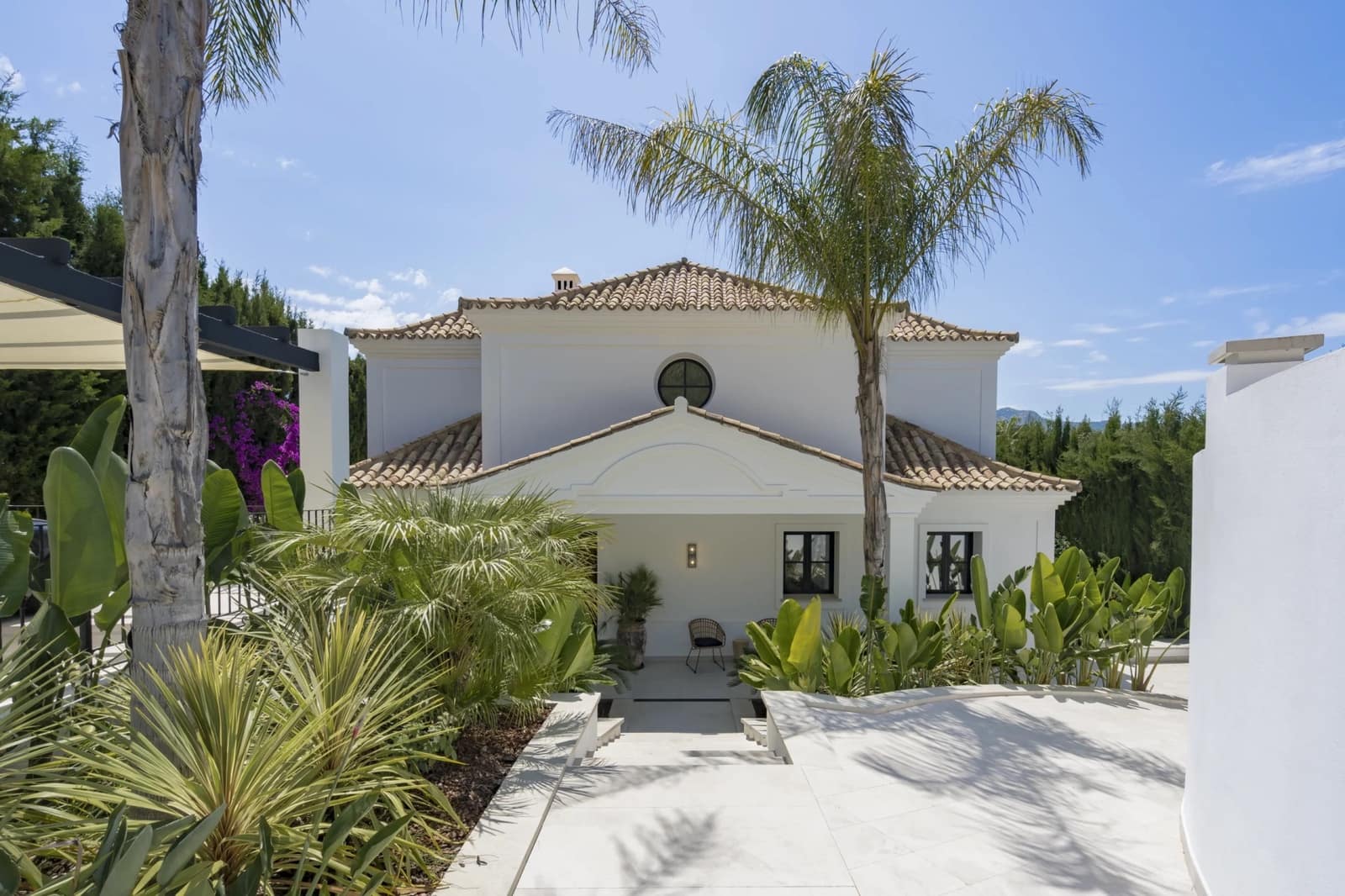 6 soverom Villa til salgs i Benahavis med svømmebasseng - € 2 995 000 (Ref: 9876014)