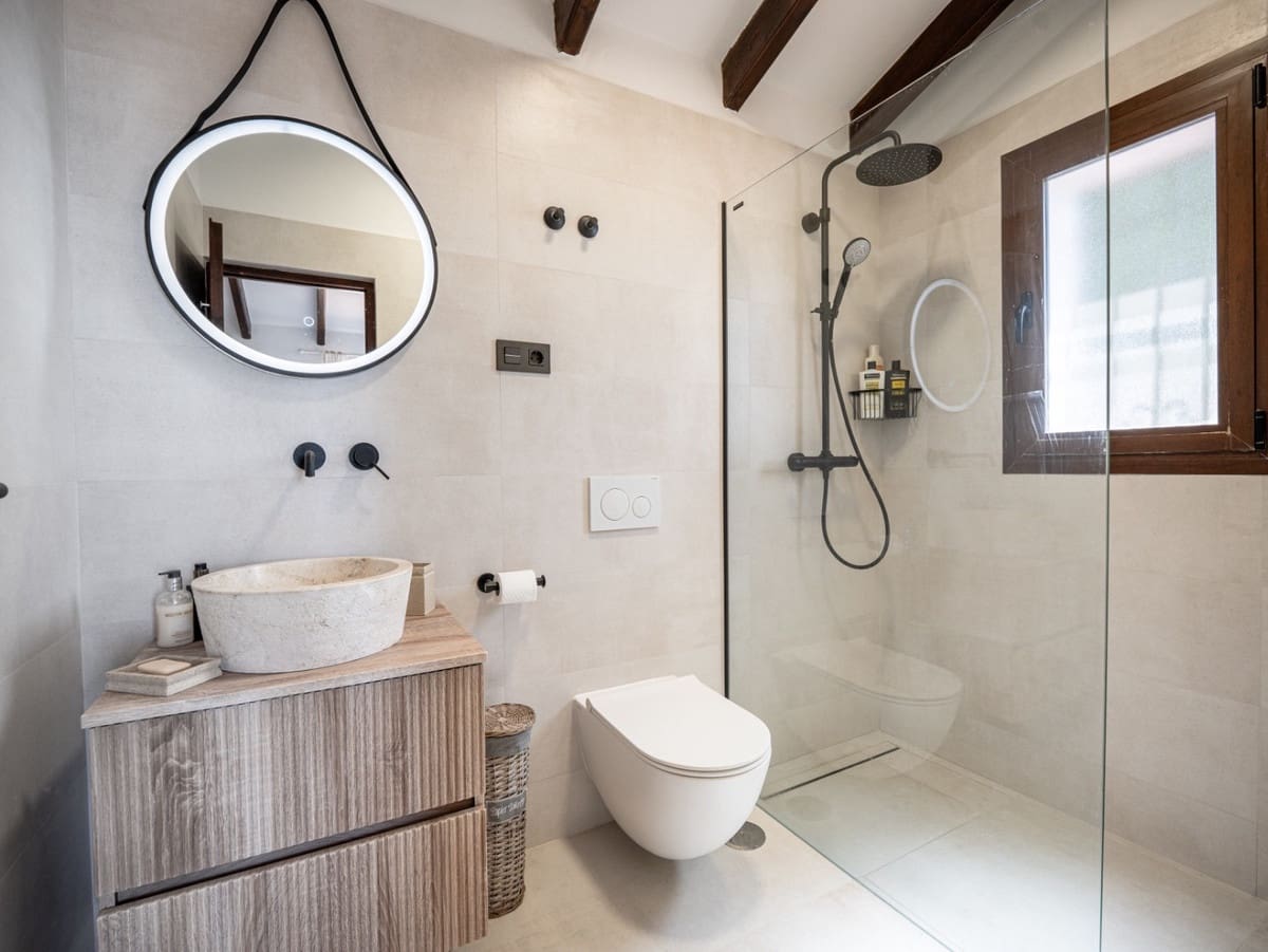 4 bedroom Villa for sale in Mijas with pool - € 995,000 (Ref: 9876017)