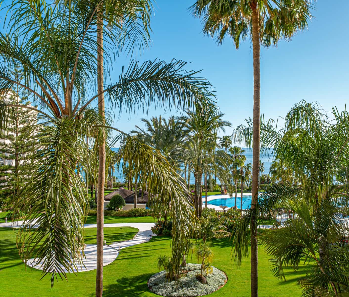 3 Zimmer Apartment zu verkaufen in Estepona mit Pool Garage - 4.750.000 € (Ref: 9878983)