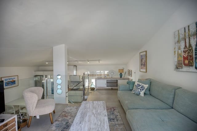 2 Zimmer Villa zu verkaufen in Centro, Estepona mit Pool - 850.000 € (Ref: 9878986)