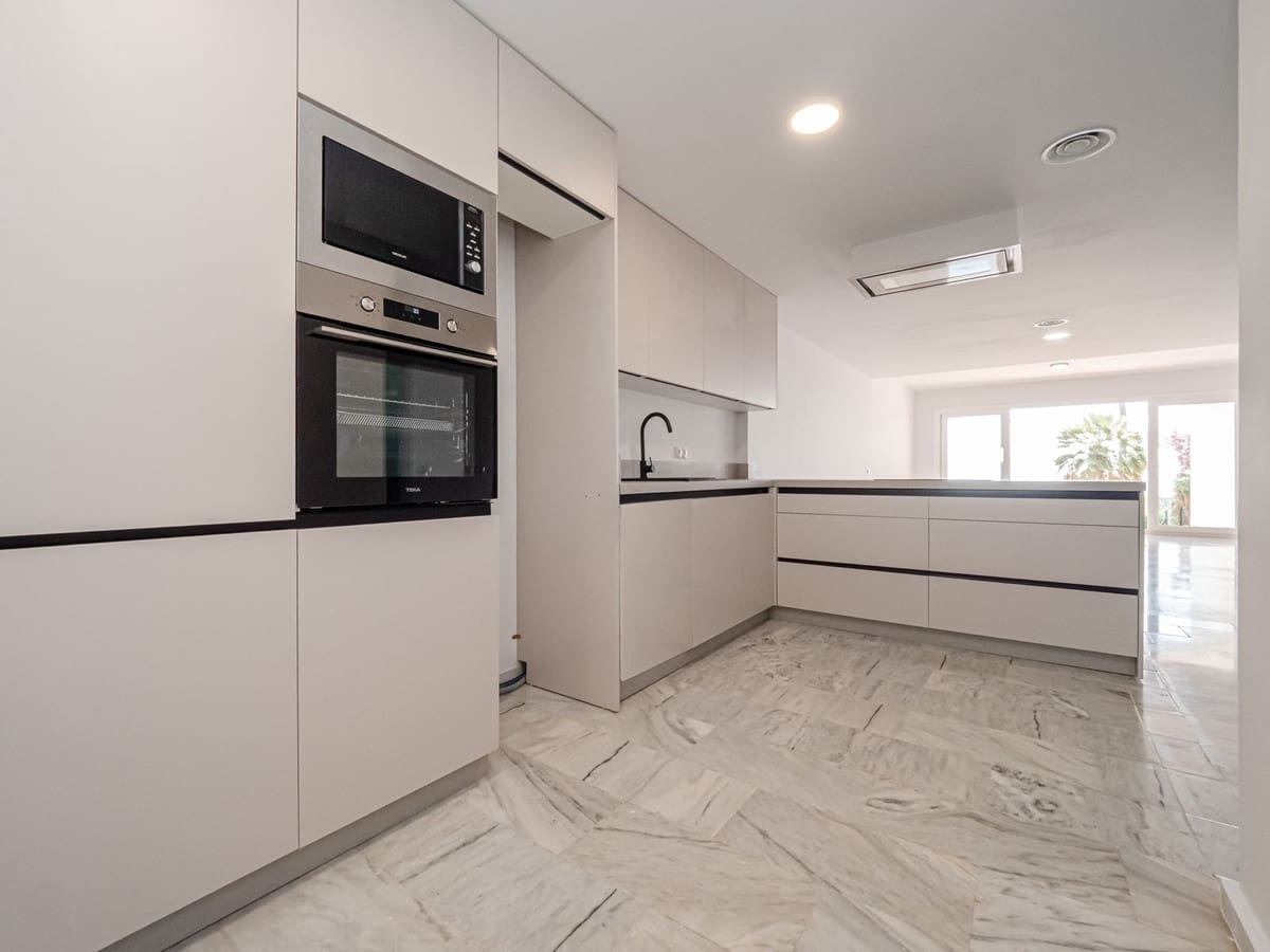 4 soverom Hus til salgs i Calahonda - € 595 000 (Ref: 9880800)