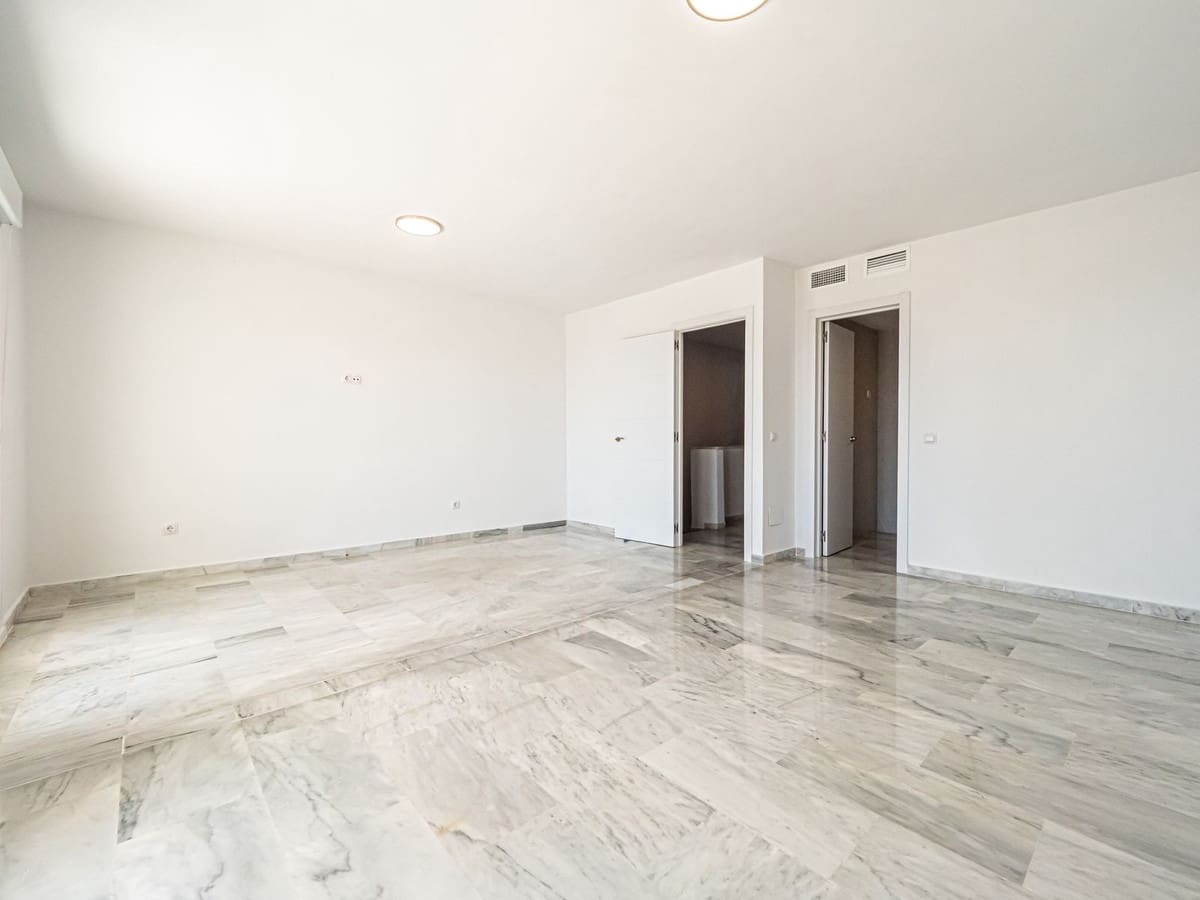 4 soverom Hus til salgs i Calahonda - € 595 000 (Ref: 9880800)