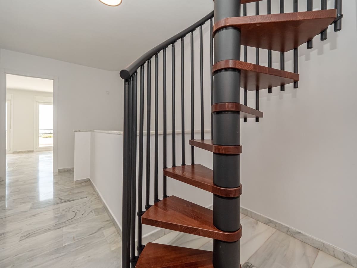 4 soverom Hus til salgs i Calahonda - € 595 000 (Ref: 9880800)