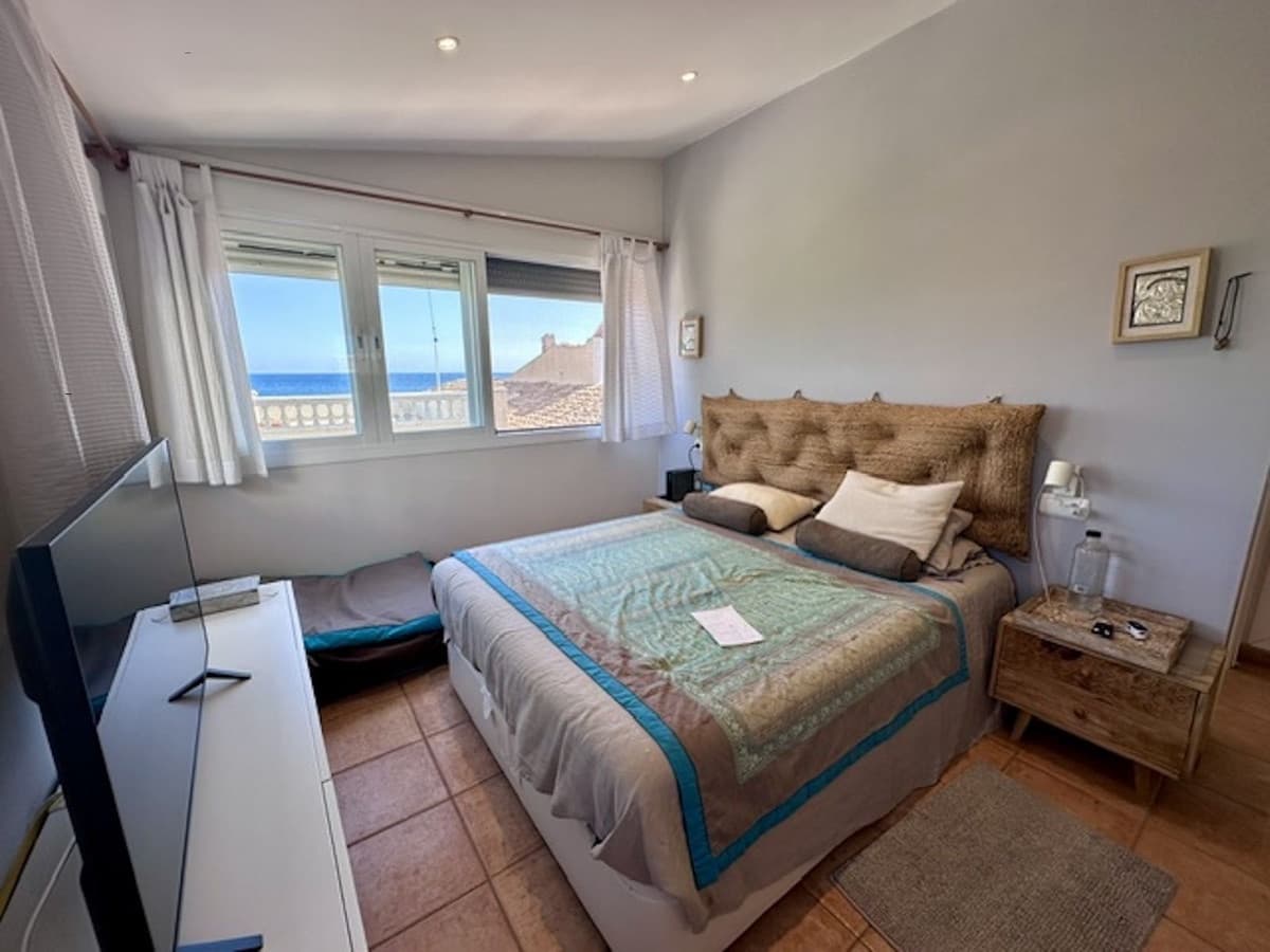 3 soverom Hus til salgs i Estepona med svømmebasseng - € 1 500 000 (Ref: 9880803)