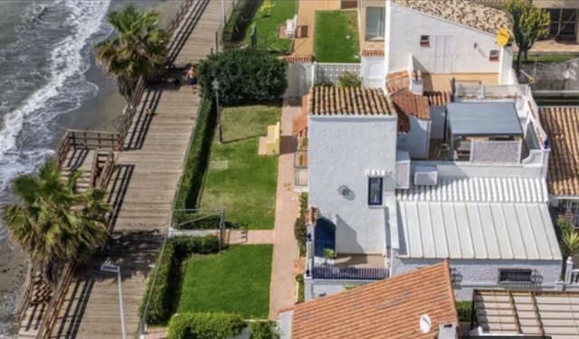 3 soverom Hus til salgs i Centro, Estepona med svømmebasseng - € 1 500 000 (Ref: 9880803)