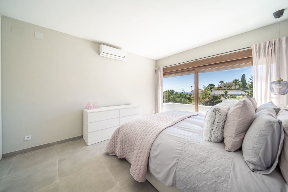 5 sypialnia Willa na sprzedaż w Benalmadena z basenem - 1 275 000 € (Ref: 9884670)
