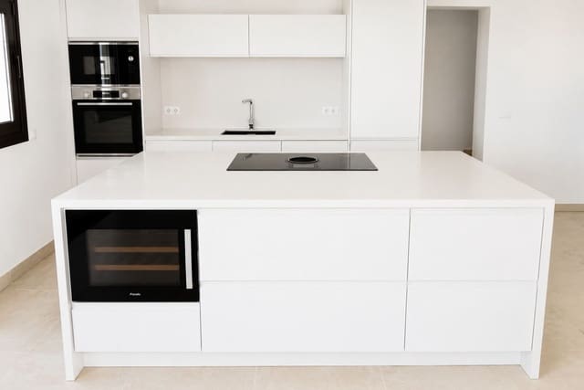 4 chambre Villa/Maison à vendre à Centro ciudad, Fuengirola avec piscine garage - 1 475 000 € (Ref: 9884673)