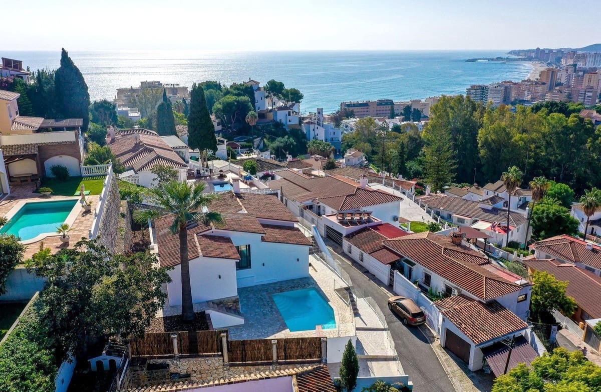 4 chambre Villa/Maison à vendre à Fuengirola avec piscine garage - 1 475 000 € (Ref: 9884673)
