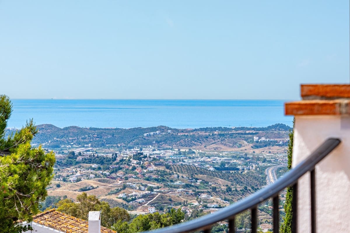 4 sypialnia Willa na sprzedaż w Mijas z basenem - 995 000 € (Ref: 9888137)