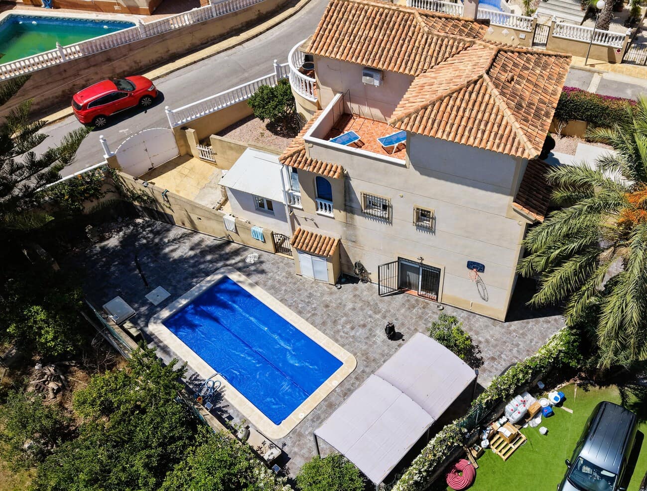 3 soveværelse Villa til salg i Villamartin med swimmingpool garage - € 425.000 (Ref: 10023052)