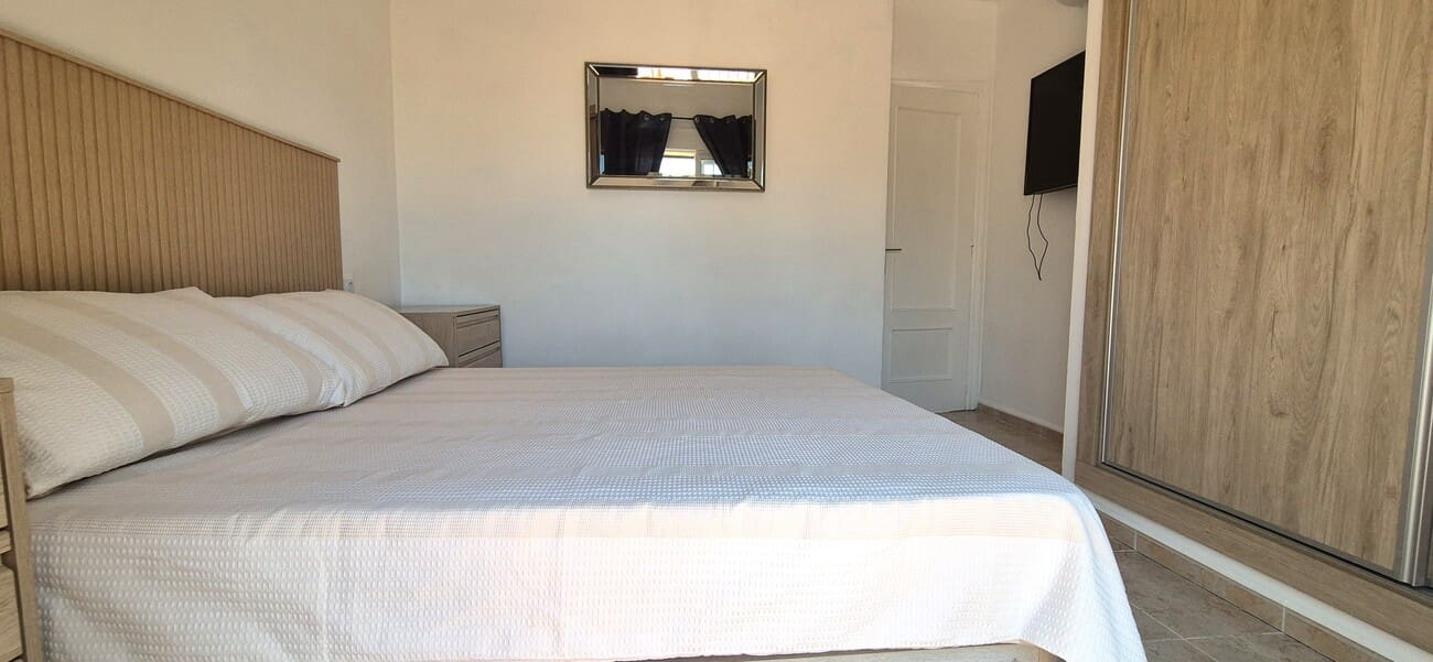 3 soveværelse Villa til salg i Villamartin med swimmingpool garage - € 425.000 (Ref: 10023052)