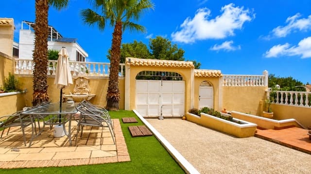 5 soveværelse Villa til salg i Villamartin, Orihuela med swimmingpool garage - € 425.000 (Ref: 10023055)
