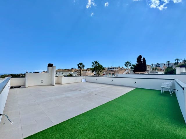 Chalet de 3 habitaciones en Blue Lagoon en venta con piscina - 524.900 € (Ref: 10023057)