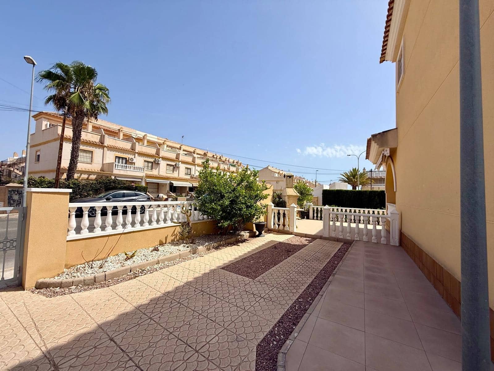 3 slaapkamer Villa te koop in Orihuela Costa met zwembad - € 339.000 (Ref: 10023061)