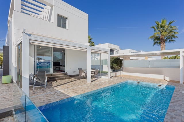 3 soveværelse Villa til salg i Lomas de Cabo Roig - Los Dolses, Orihuela - € 450.000 (Ref: 10023063)
