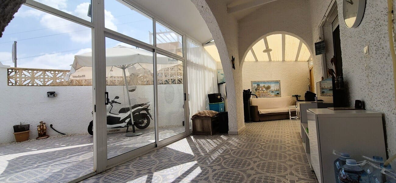 2 soverom Bungalow til salgs i Blue Lagoon med garasje - € 209 950 (Ref: 10024823)