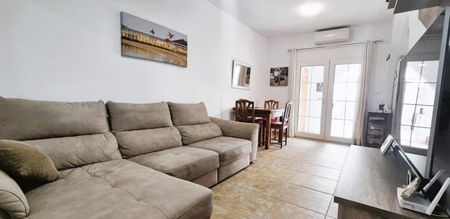 2 soverom Bungalow til salgs i Blue Lagoon med garasje - € 209 950 (Ref: 10024823)