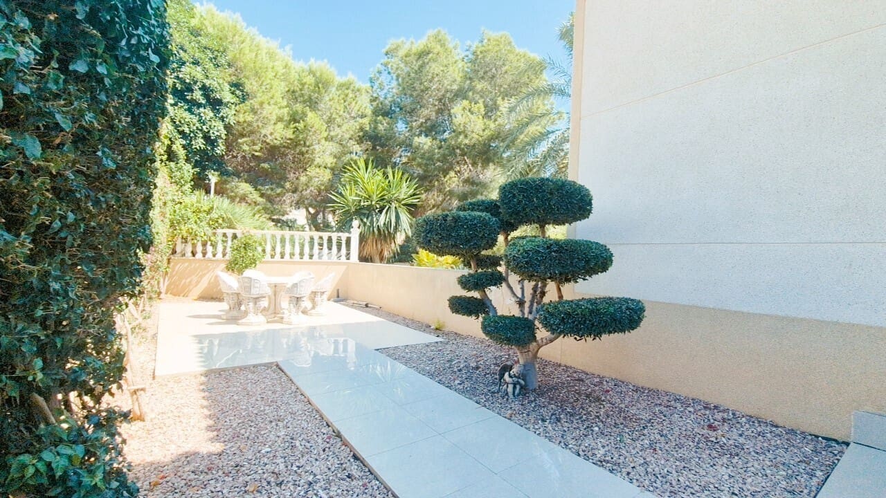 3 slaapkamer Villa te koop in Orihuela Costa met zwembad garage - € 425.000 (Ref: 10024826)