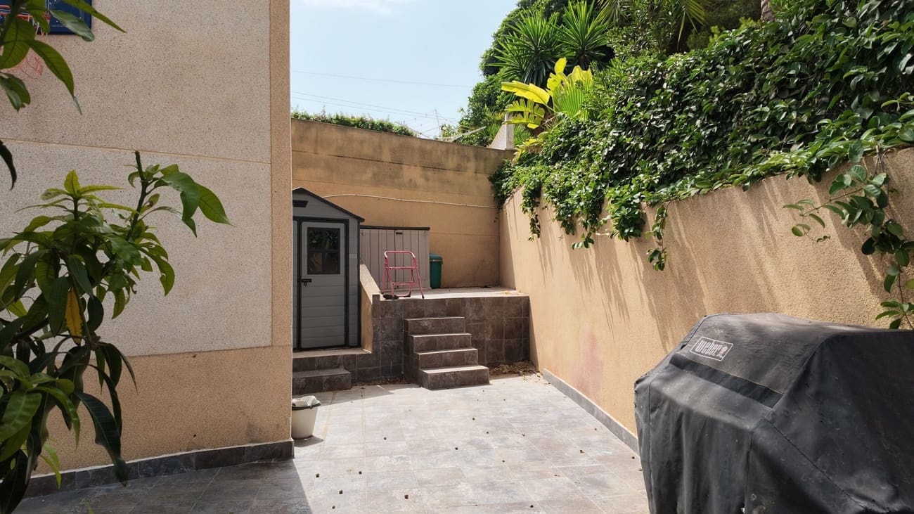 3 slaapkamer Villa te koop in Orihuela Costa met zwembad garage - € 425.000 (Ref: 10024826)