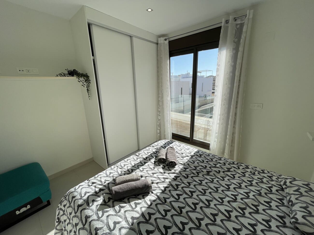 2 chambre Villa/Maison Semi-Mitoyenne à vendre à Villamartin avec piscine garage - 284 000 € (Ref: 10024828)