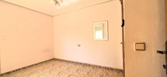 3 slaapkamer Halfvrijstaande villa te koop in Lomas de Cabo Roig - Los Dolses, Orihuela met zwembad - € 210.000 (Ref: 10024831)