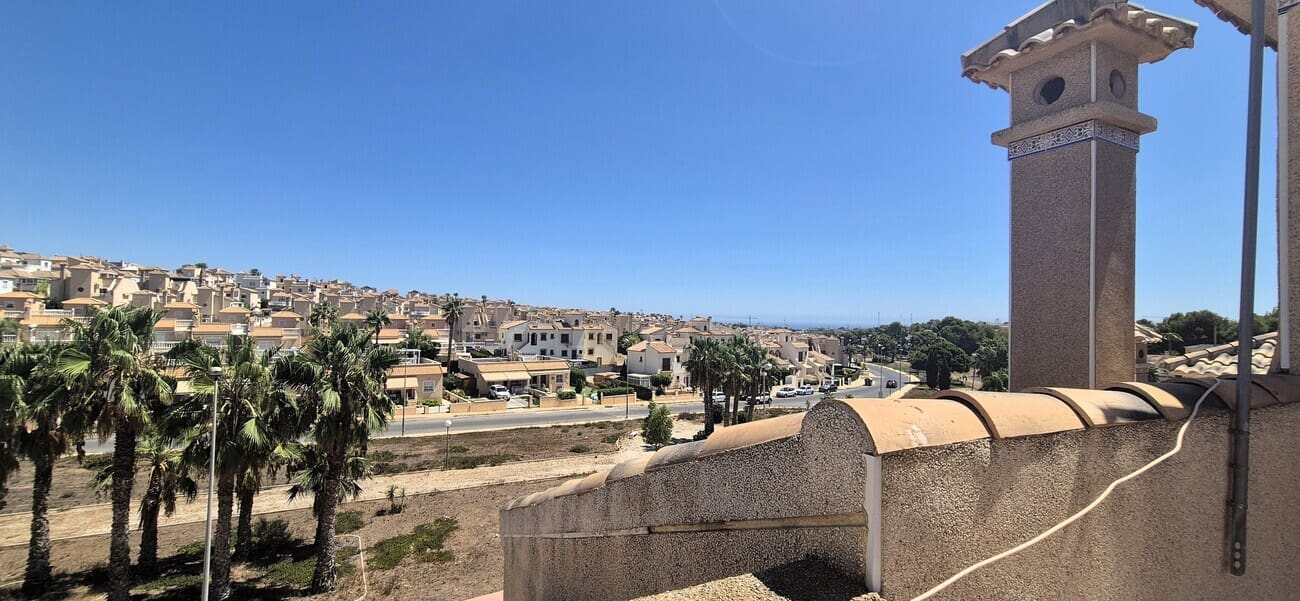 3 slaapkamer Halfvrijstaande villa te koop in Orihuela Costa met zwembad - € 210.000 (Ref: 10024831)