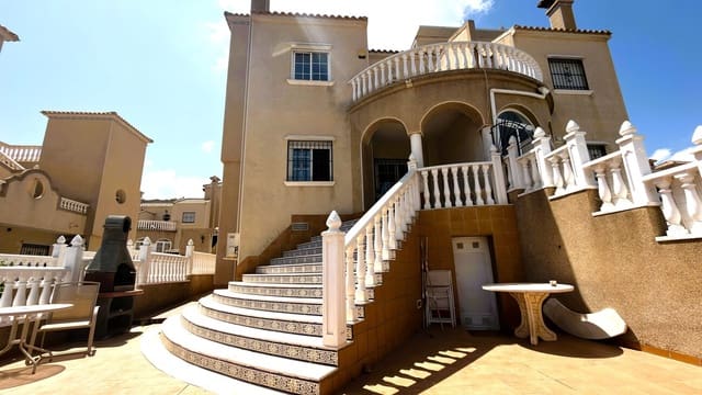 Pareado de 3 habitaciones en Lomas de Cabo Roig - Los Dolses, Orihuela en venta con piscina - 200.000 € (Ref: 10024831)