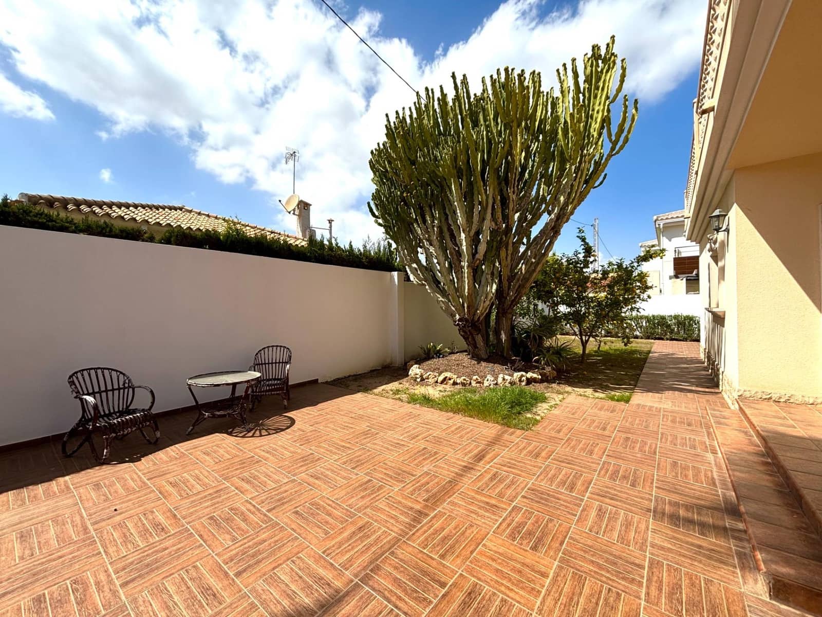 4 bedroom Villa for sale in Cabo Roig with pool - € 910,000 (Ref: 10043380)