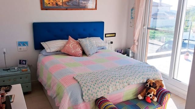 3 sypialnia Willa na sprzedaż w Pilar de la Horadada ciudad, Pilar de la Horadada z basenem garażem - 450 000 € (Ref: 10089922)