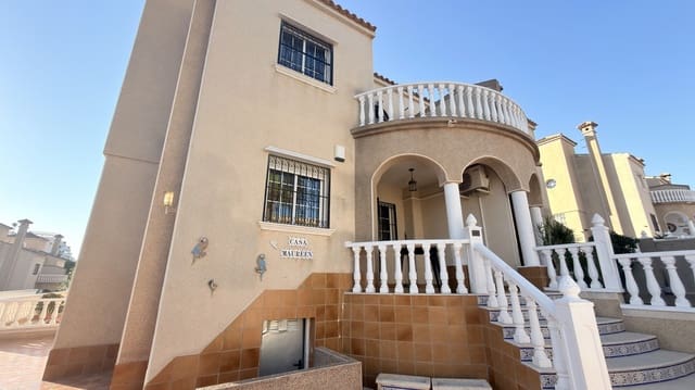 3 bedroom Semi-detached Villa for sale in Villamartin, Orihuela with pool garage - € 235,000 (Ref: 10106476)
