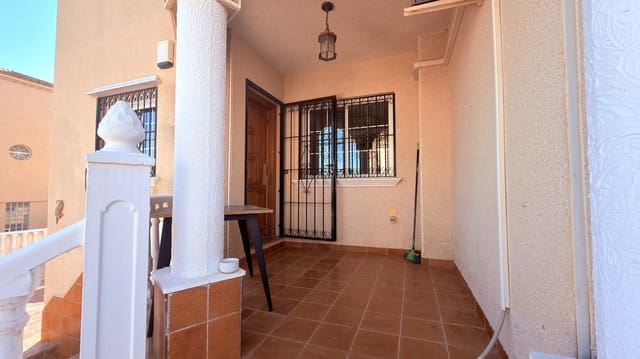 3 bedroom Semi-detached Villa for sale in Villamartin, Orihuela with pool garage - € 235,000 (Ref: 10106476)