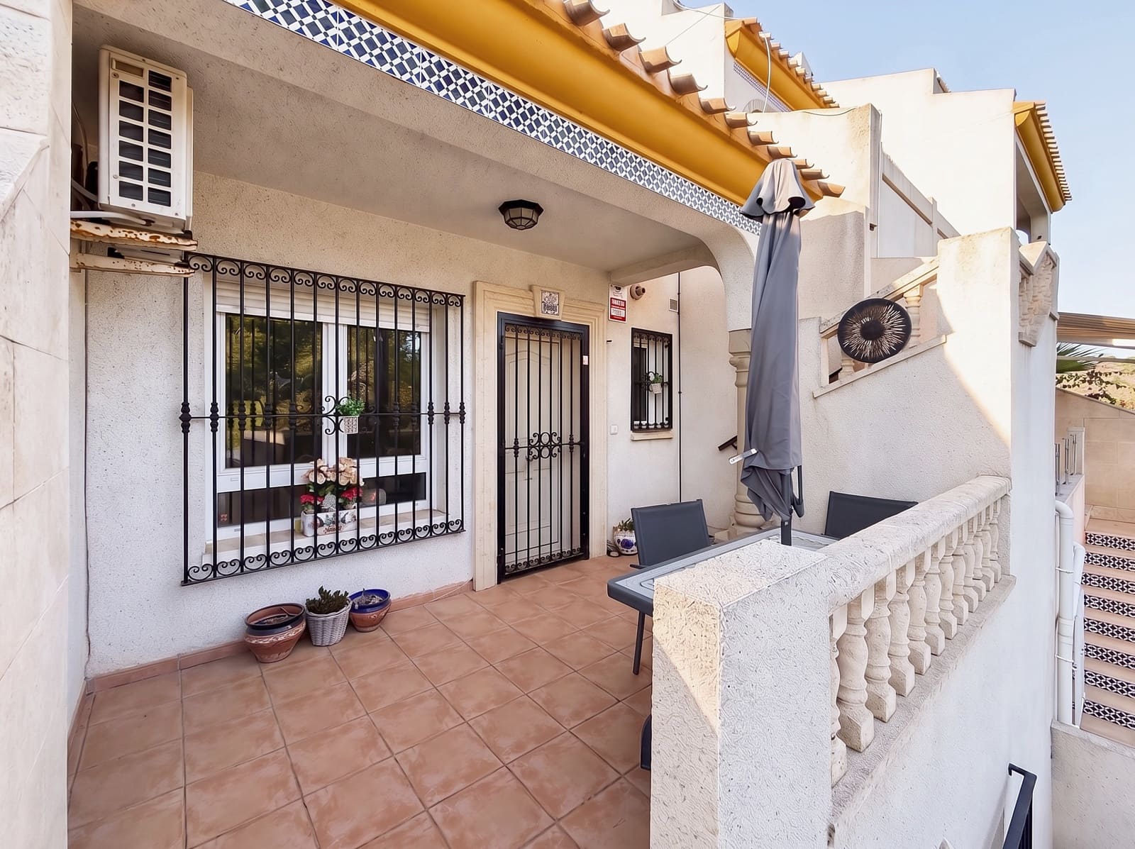 4 bedroom Townhouse for sale in Orihuela Costa with pool garage - € 255,000 (Ref: 10151595)