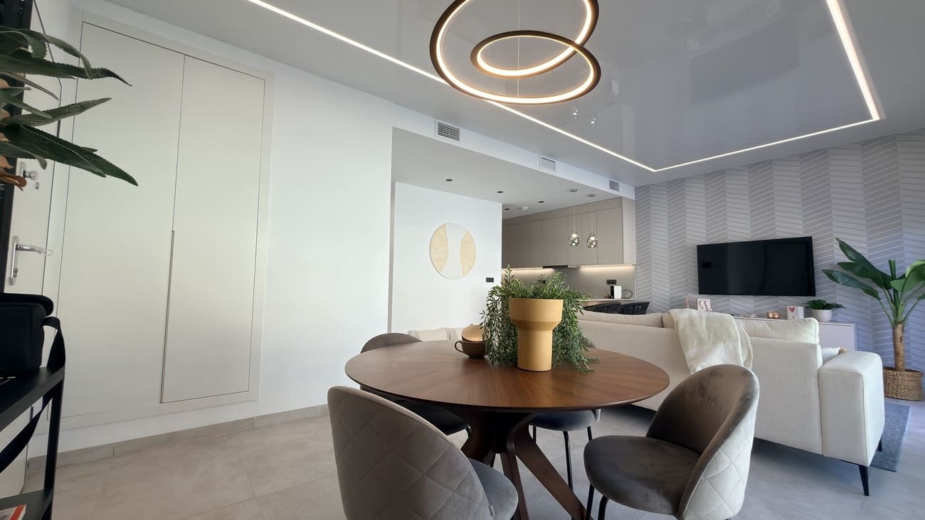 3 soverom Villa til salgs i Filipinas med svømmebasseng garasje - € 450 000 (Ref: 10183880)
