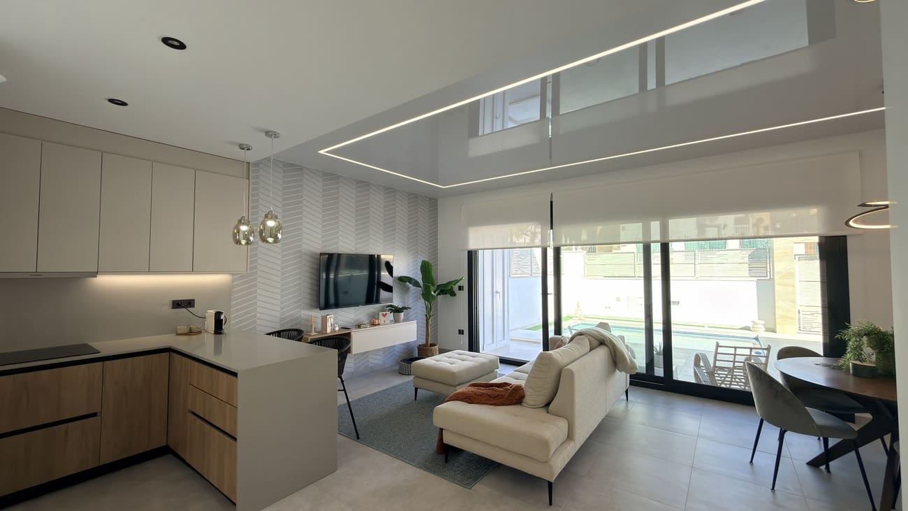 3 soverom Villa til salgs i Filipinas med svømmebasseng garasje - € 450 000 (Ref: 10183880)