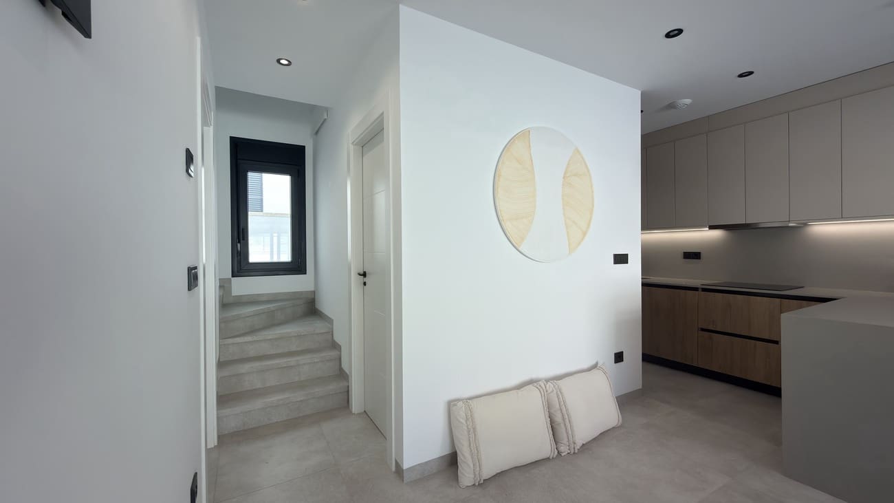 3 soverom Villa til salgs i Filipinas med svømmebasseng garasje - € 450 000 (Ref: 10183880)
