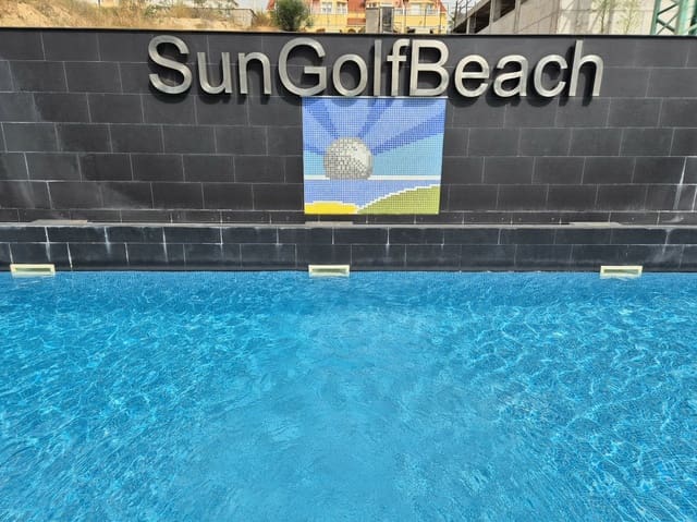 Apartamento de 2 habitaciones en Villamartin, Orihuela en venta con piscina garaje - 199.995 € (Ref: 9722249)