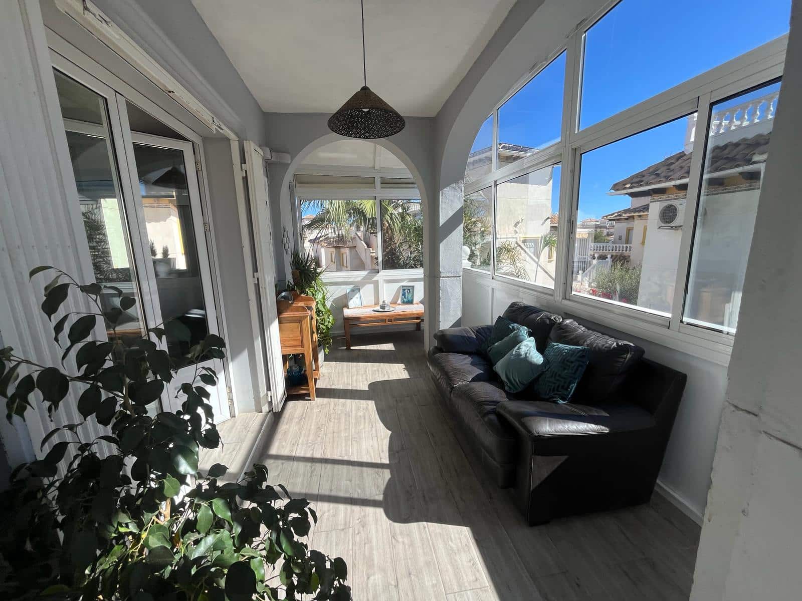 Chalet de 4 habitaciones en Playa Flamenca en venta con piscina garaje - 399.999 € (Ref: 9722254)