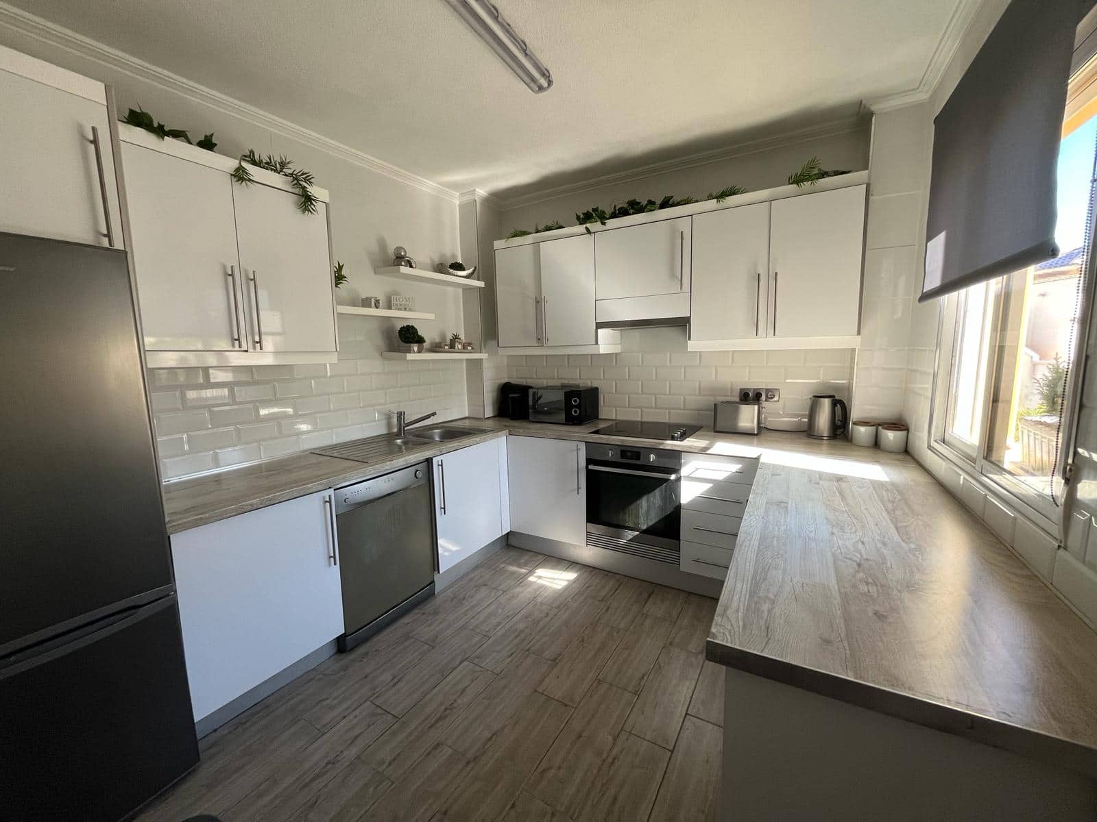 Chalet de 4 habitaciones en Playa Flamenca en venta con piscina garaje - 399.999 € (Ref: 9722254)